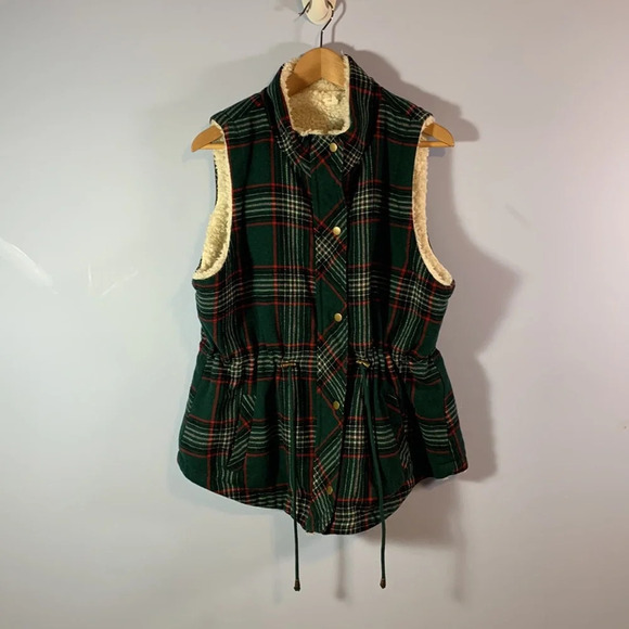 Maurice’s wool blend sherpa lined green tartan plaid fuzzy soft warm vest cinch - Picture 3 of 12